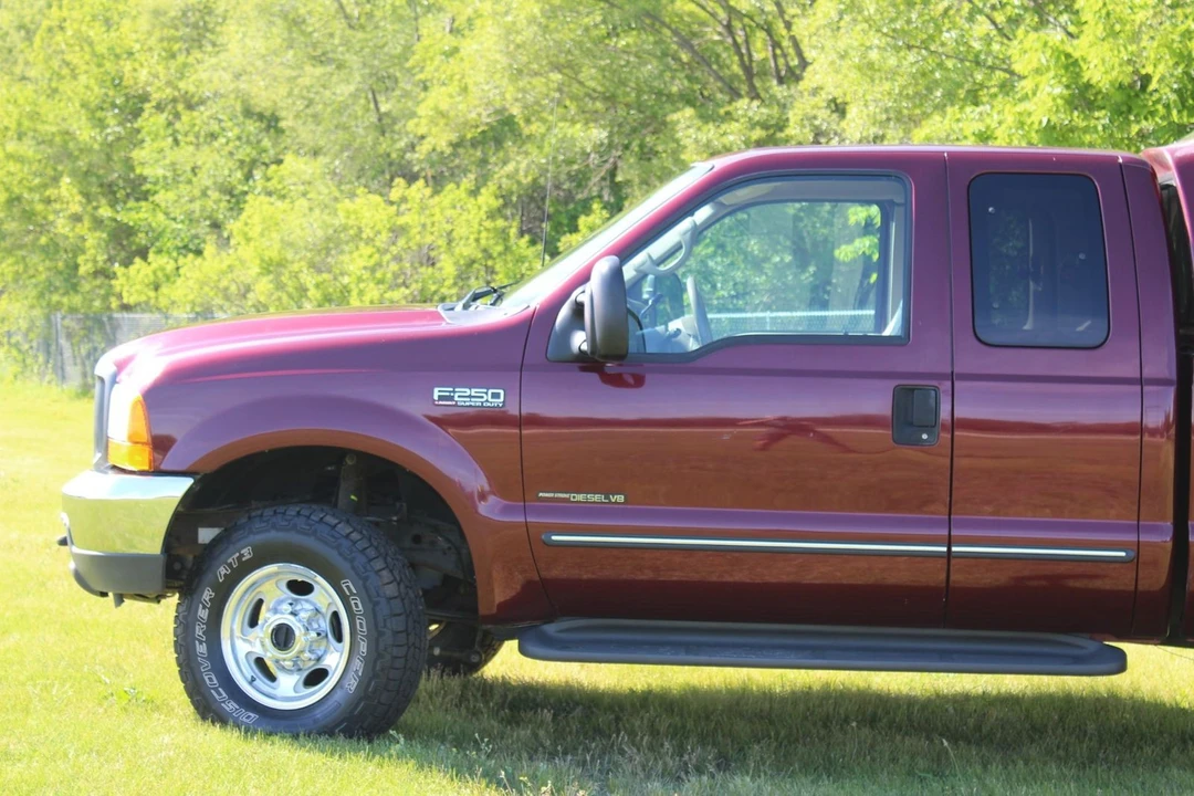 2000 Ford Super Duty 1st Gen - Image 3 of 12