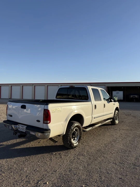 2000 Ford Super Duty 1st Gen - Image 6 of 19
