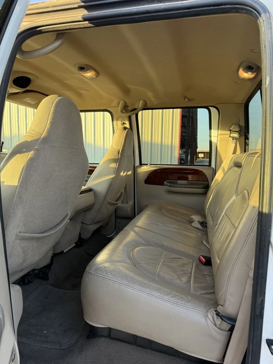 2000 Ford Super Duty 1st Gen - Image 15 of 19
