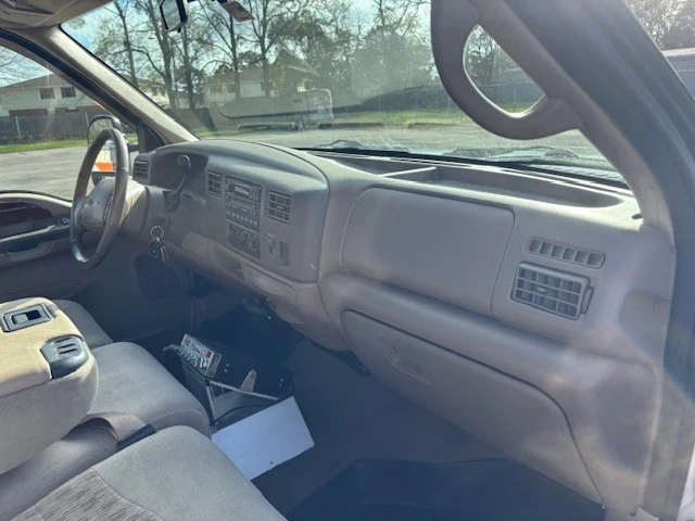 2000 Ford Super Duty 1st Gen - Image 15 of 21