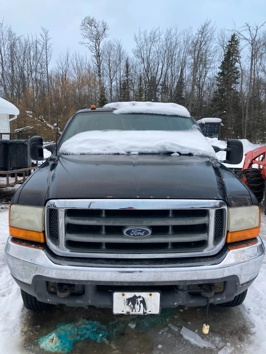 2000 Ford Super Duty 1st Gen - Image 2 of 19