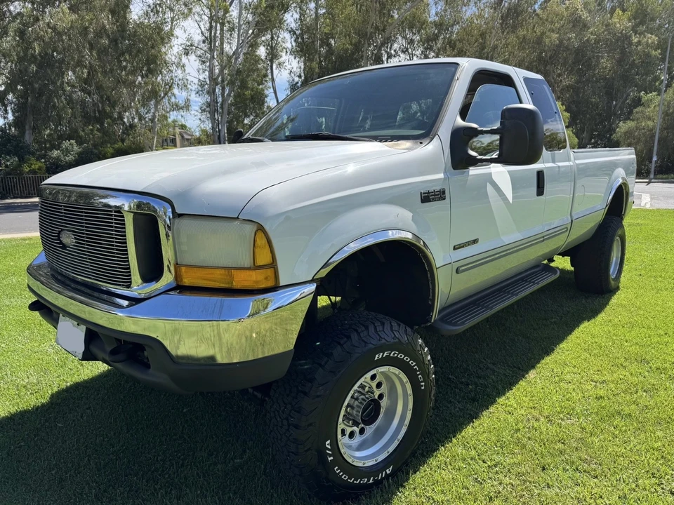 2000 Ford Super Duty 1st Gen - Image 3 of 20