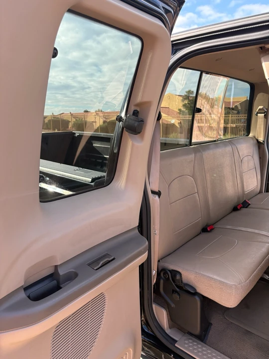 2000 Ford Super Duty 1st Gen - Image 17 of 20