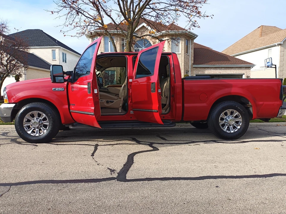 2000 Ford Super Duty 1st Gen - Image 10 of 18
