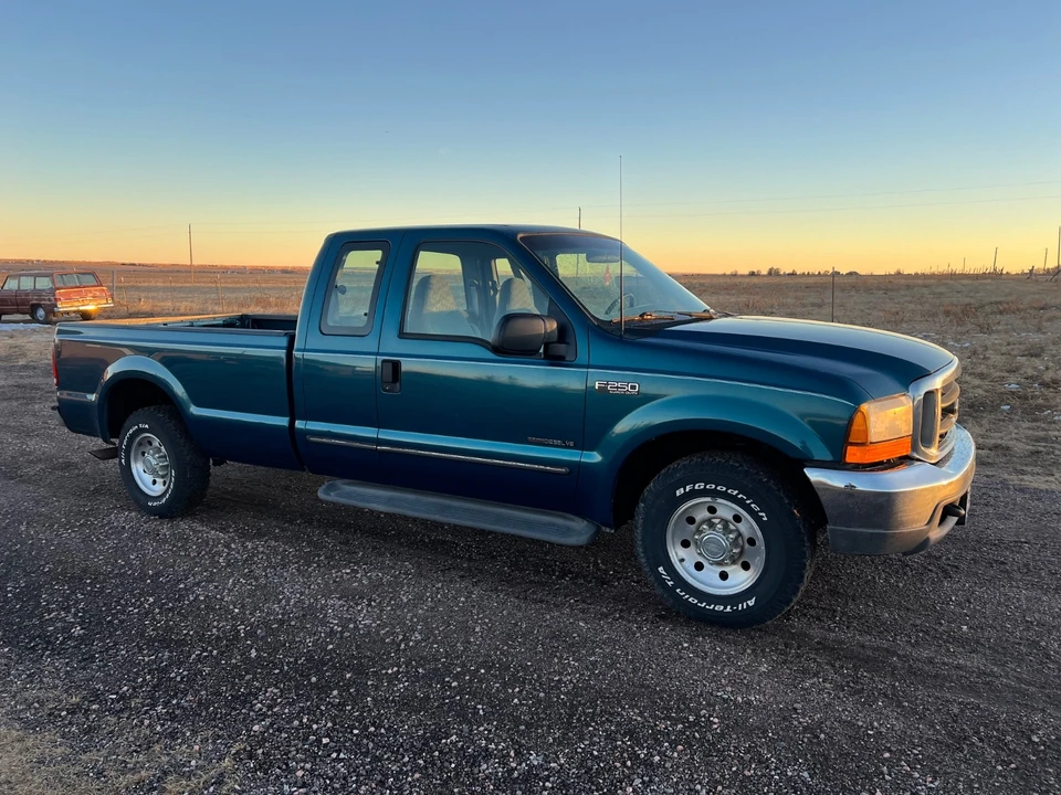 2000 Ford Super Duty 1st Gen - Image 6 of 20