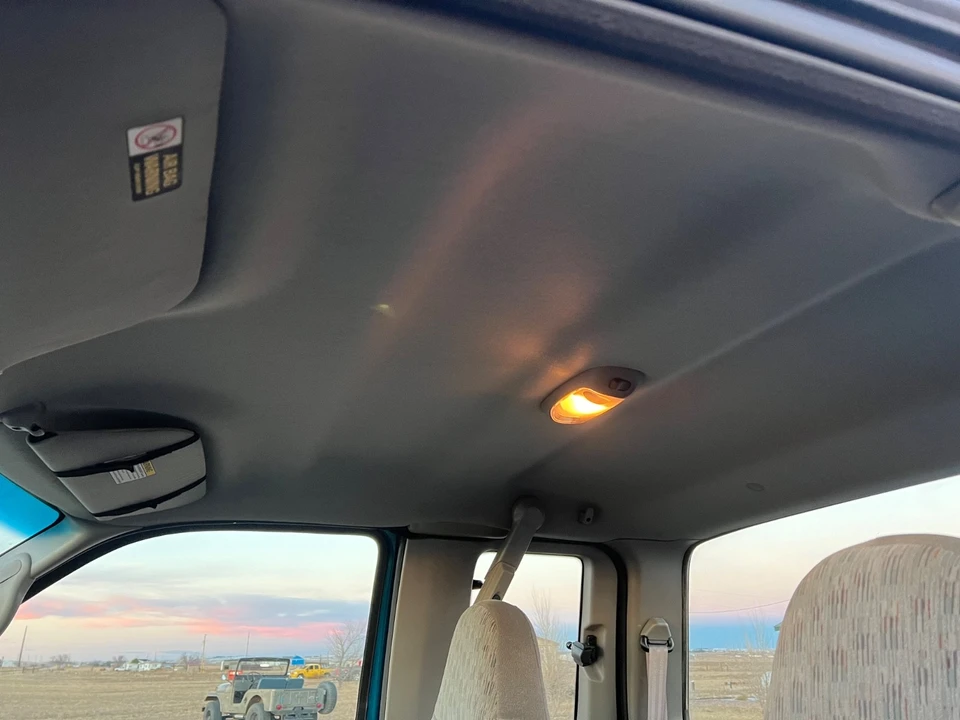 2000 Ford Super Duty 1st Gen - Image 15 of 20