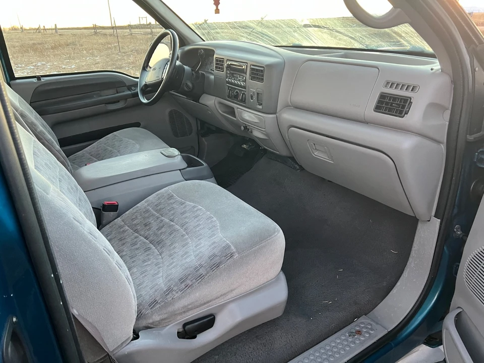 2000 Ford Super Duty 1st Gen - Image 19 of 20