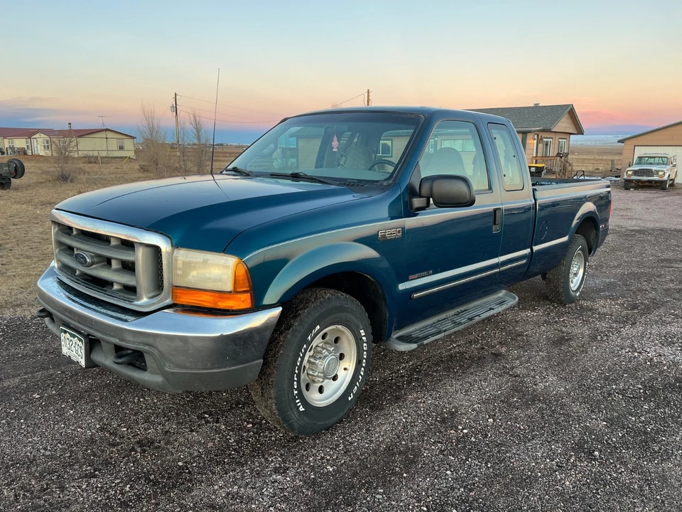 2000 Ford Super Duty 1st Gen - Image 4 of 20