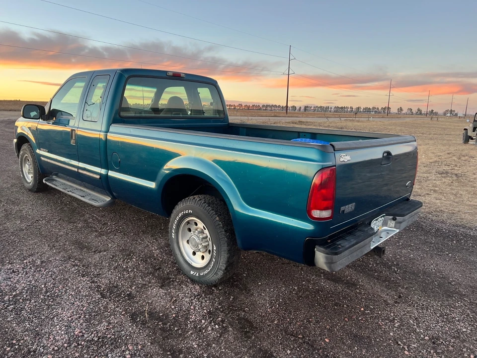 2000 Ford Super Duty 1st Gen - Image 5 of 20
