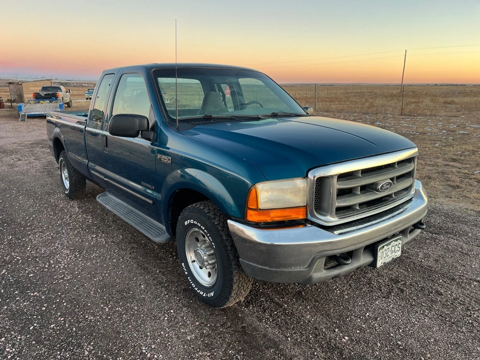 2000 Ford Super Duty 1st Gen - Image 10 of 20