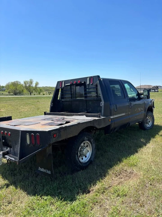 2000 Ford Super Duty 1st Gen - Image 3 of 14