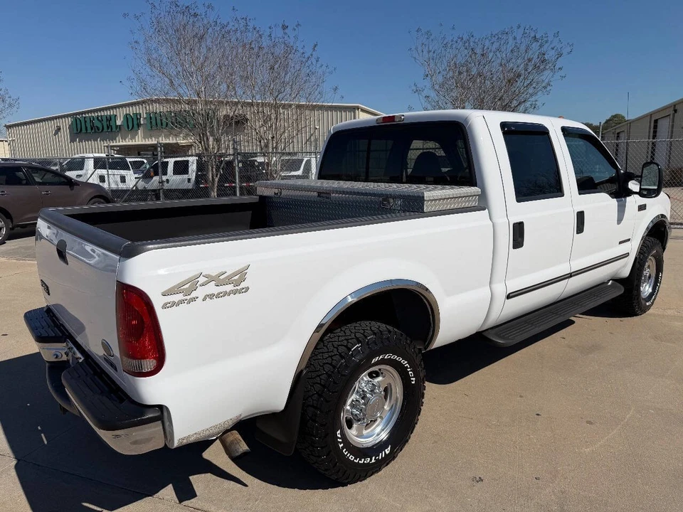 2000 Ford Super Duty 1st Gen - Image 10 of 12