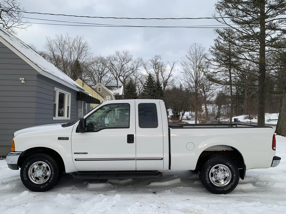 2000 Ford Super Duty 1st Gen - Image 8 of 31