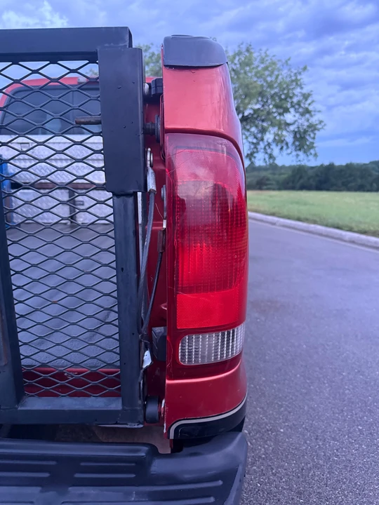 2000 Ford Super Duty 1st Gen - Image 26 of 31