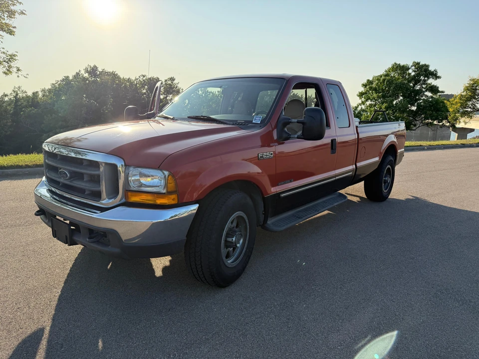 2000 Ford Super Duty 1st Gen - Image 6 of 31