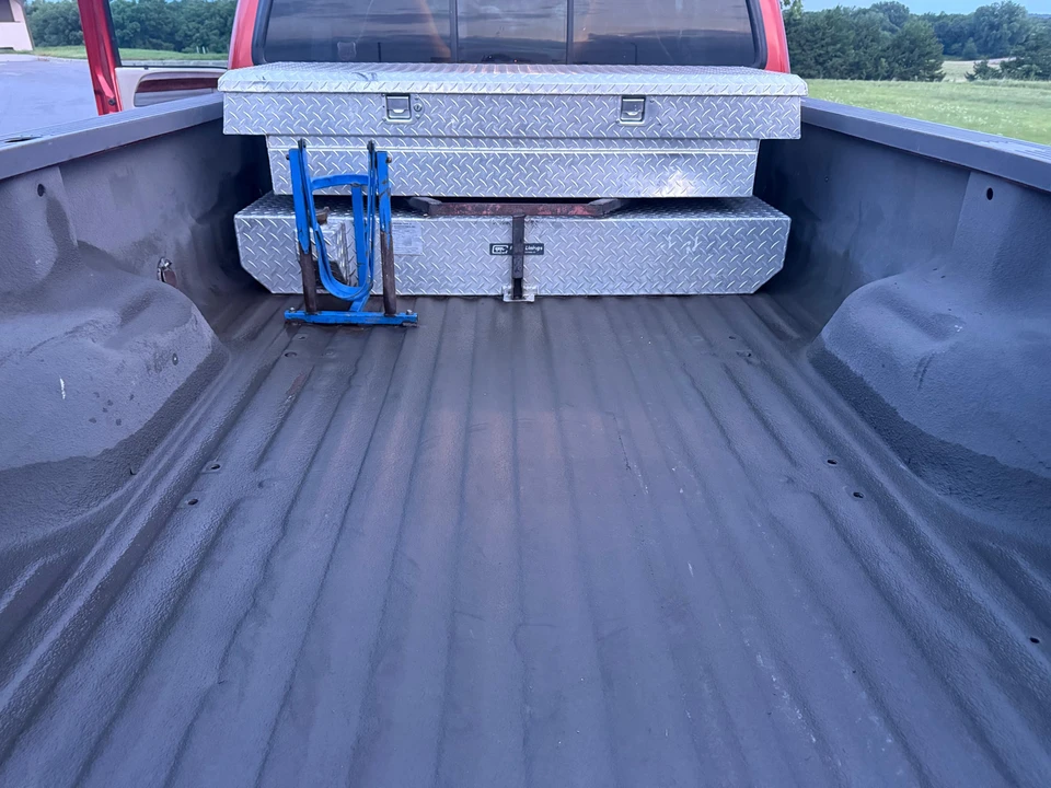 2000 Ford Super Duty 1st Gen - Image 23 of 31