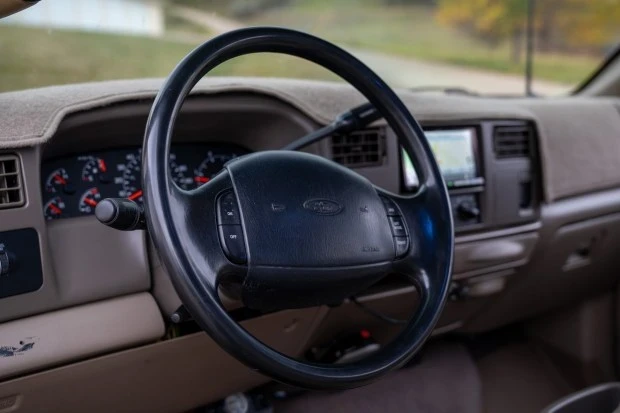 2000 Ford Super Duty 1st Gen - Image 5 of 7