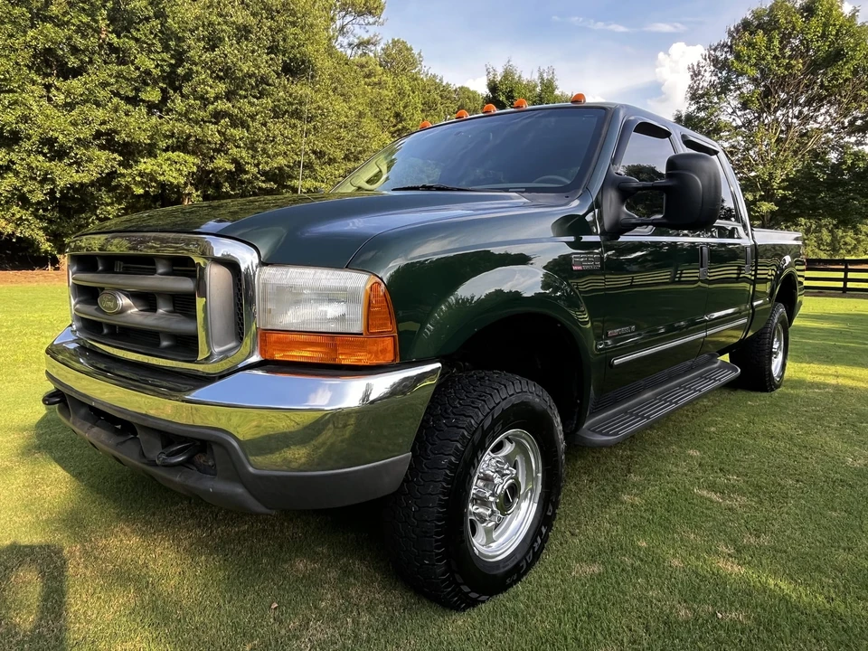 2000 Ford Super Duty 1st Gen - Image 3 of 31