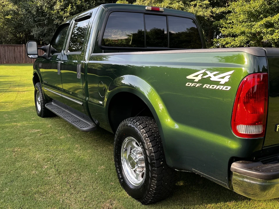 2000 Ford Super Duty 1st Gen - Image 19 of 31
