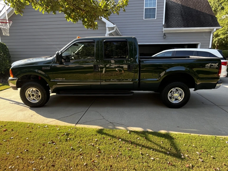 2000 Ford Super Duty 1st Gen - Image 6 of 31