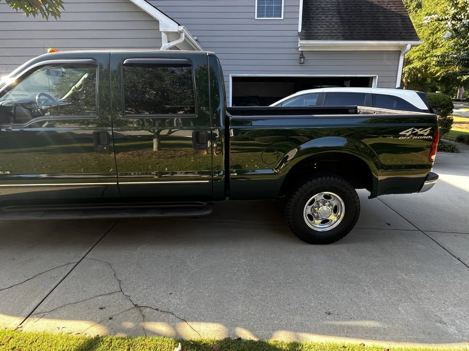 2000 Ford Super Duty 1st Gen - Image 15 of 31
