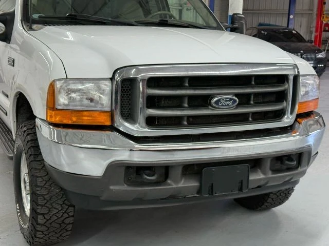 2000 Ford Super Duty 1st Gen - Image 11 of 21