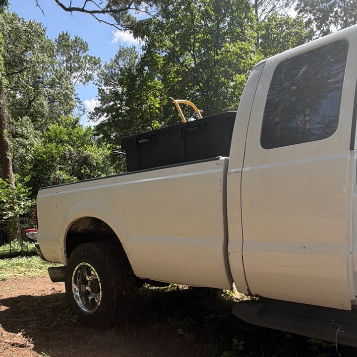 2000 Ford Super Duty 1st Gen - Image 2 of 21