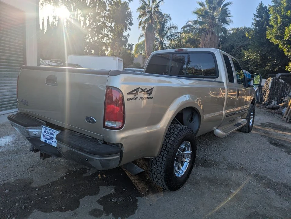 2000 Ford Super Duty 1st Gen - Image 5 of 17