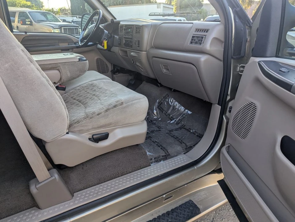 2000 Ford Super Duty 1st Gen - Image 13 of 17