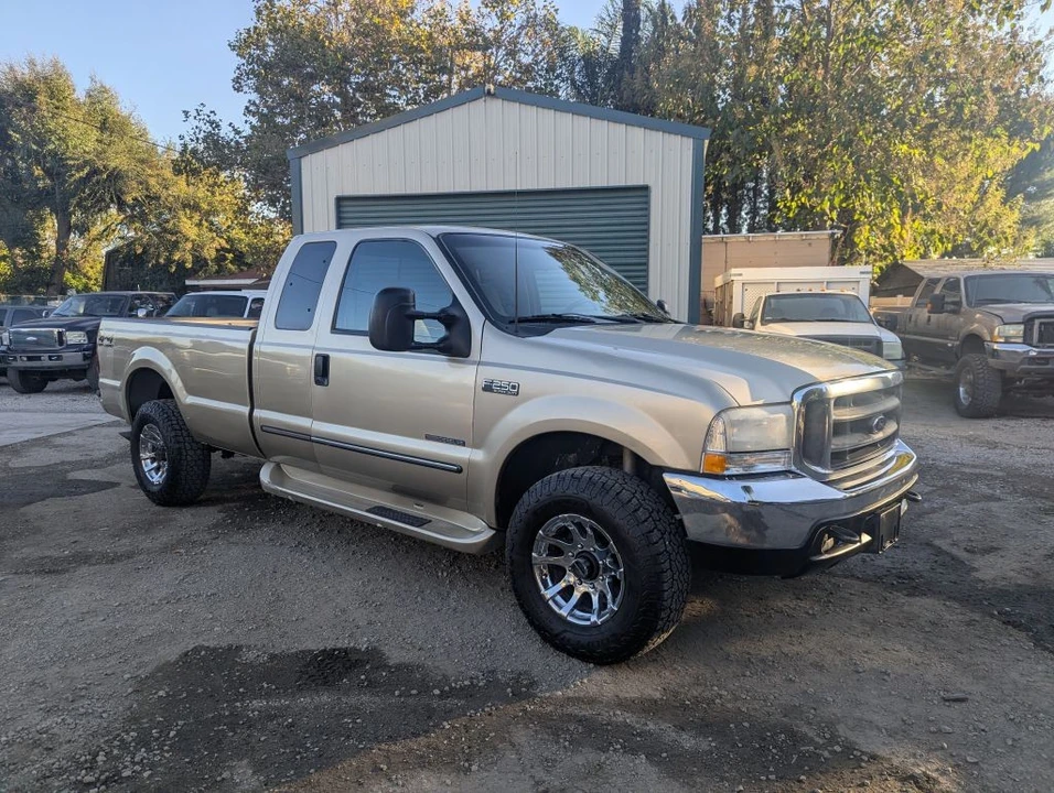 2000 Ford Super Duty 1st Gen - Image 7 of 17