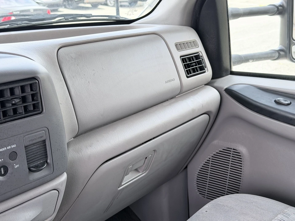 2000 Ford Super Duty 1st Gen - Image 12 of 20
