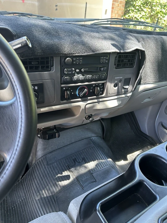 2000 Ford Super Duty 1st Gen - Image 8 of 13