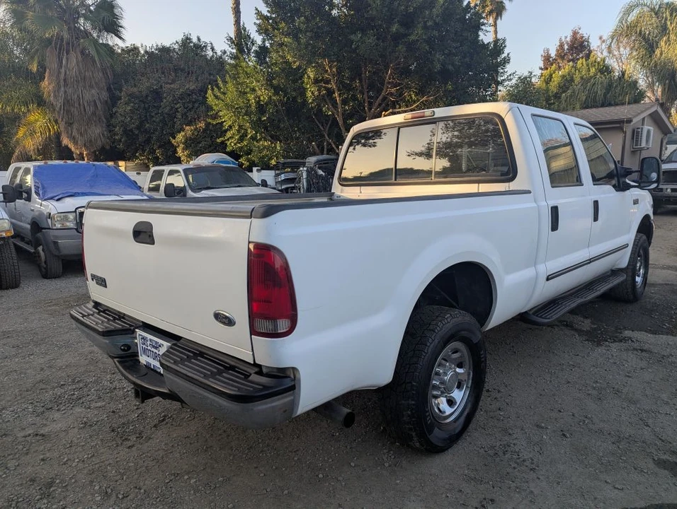 2000 Ford Super Duty 1st Gen - Image 5 of 17