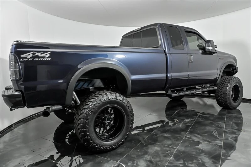 2000 Ford Super Duty 1st Gen - Image 8 of 21