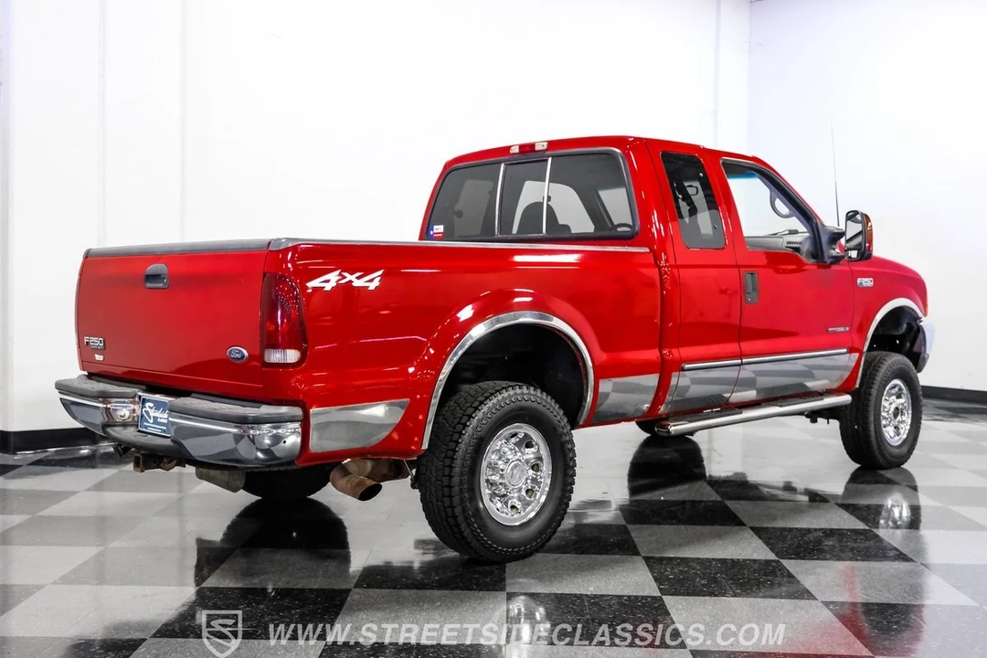 2000 Ford Super Duty 1st Gen - Image 10 of 12