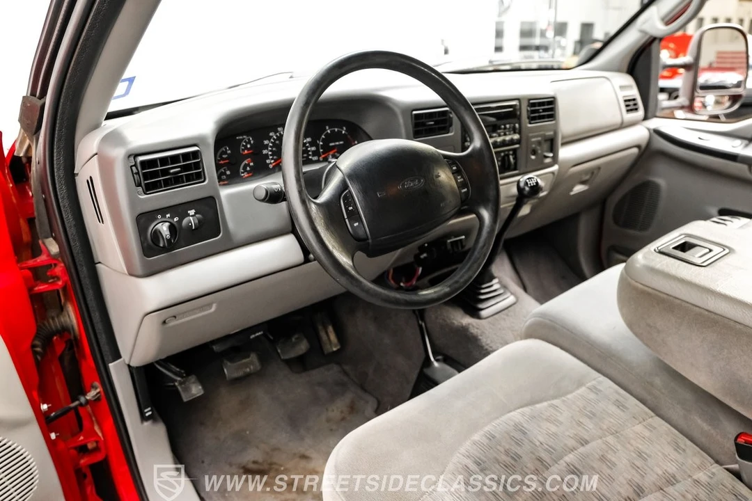 2000 Ford Super Duty 1st Gen - Image 4 of 12