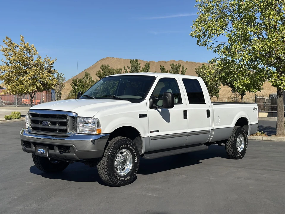 2000 Ford Super Duty 1st Gen - Image 3 of 31