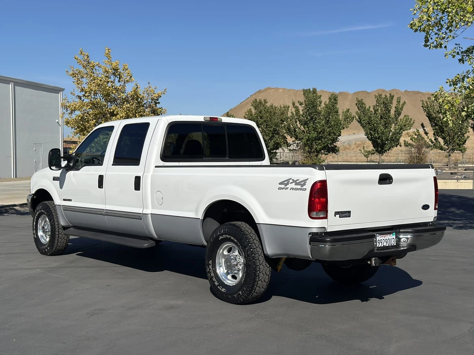 2000 Ford Super Duty 1st Gen - Image 13 of 31