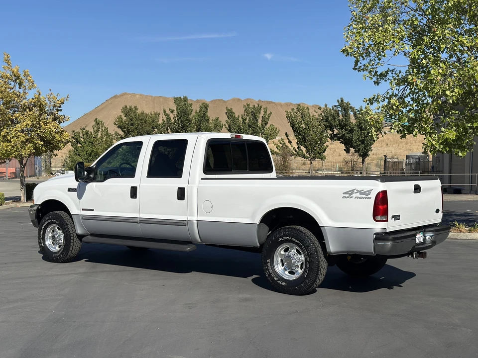 2000 Ford Super Duty 1st Gen - Image 11 of 31