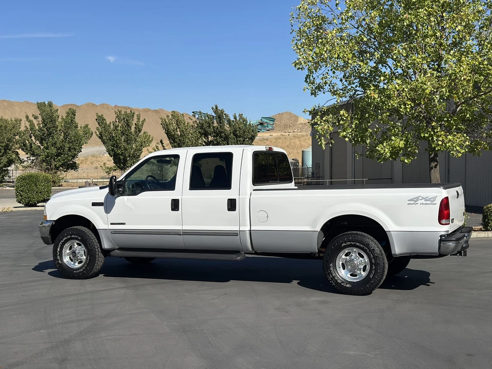 2000 Ford Super Duty 1st Gen - Image 9 of 31