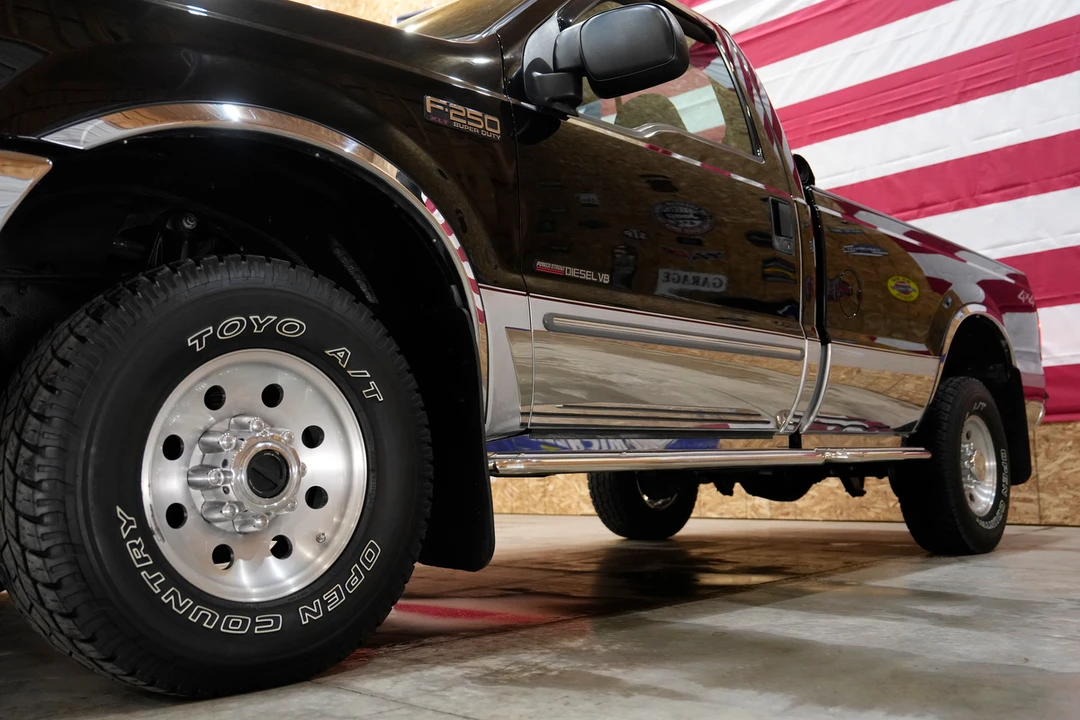 2000 Ford Super Duty 1st Gen - Image 14 of 31