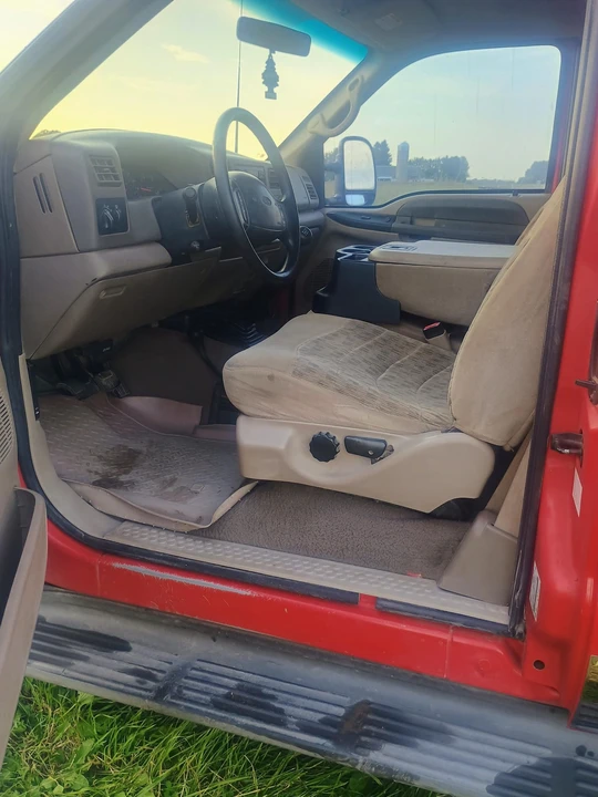 2000 Ford Super Duty 1st Gen - Image 22 of 31