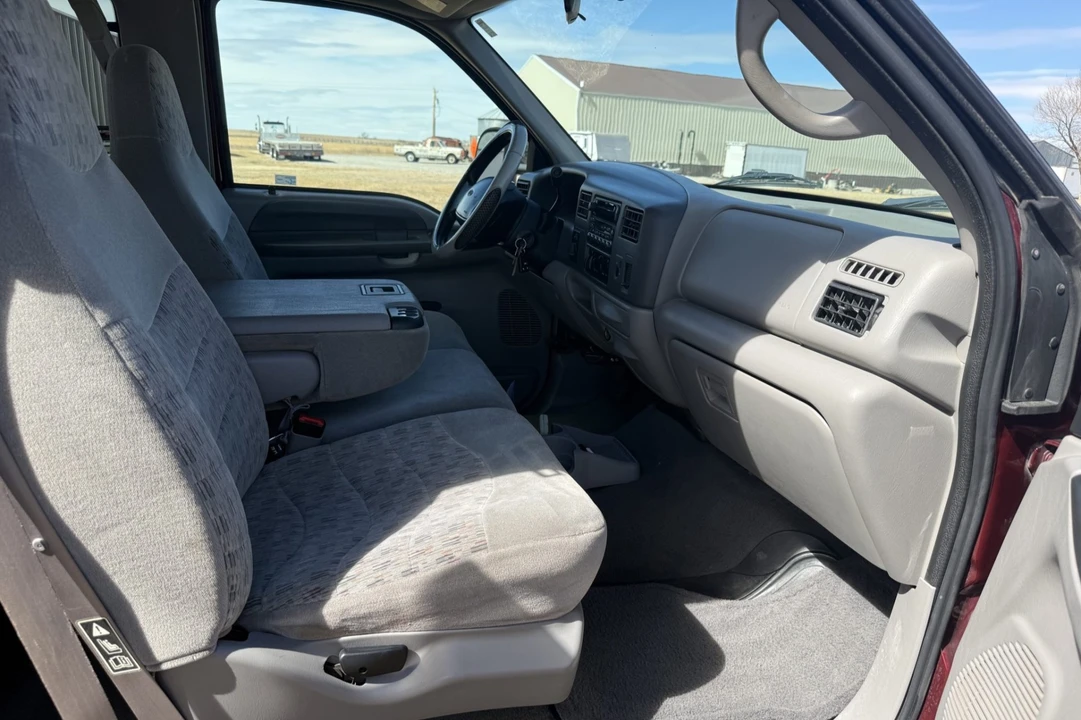 2000 Ford Super Duty 1st Gen - Image 4 of 7
