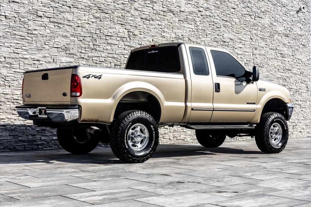 2000 Ford Super Duty 1st Gen - Image 20 of 21