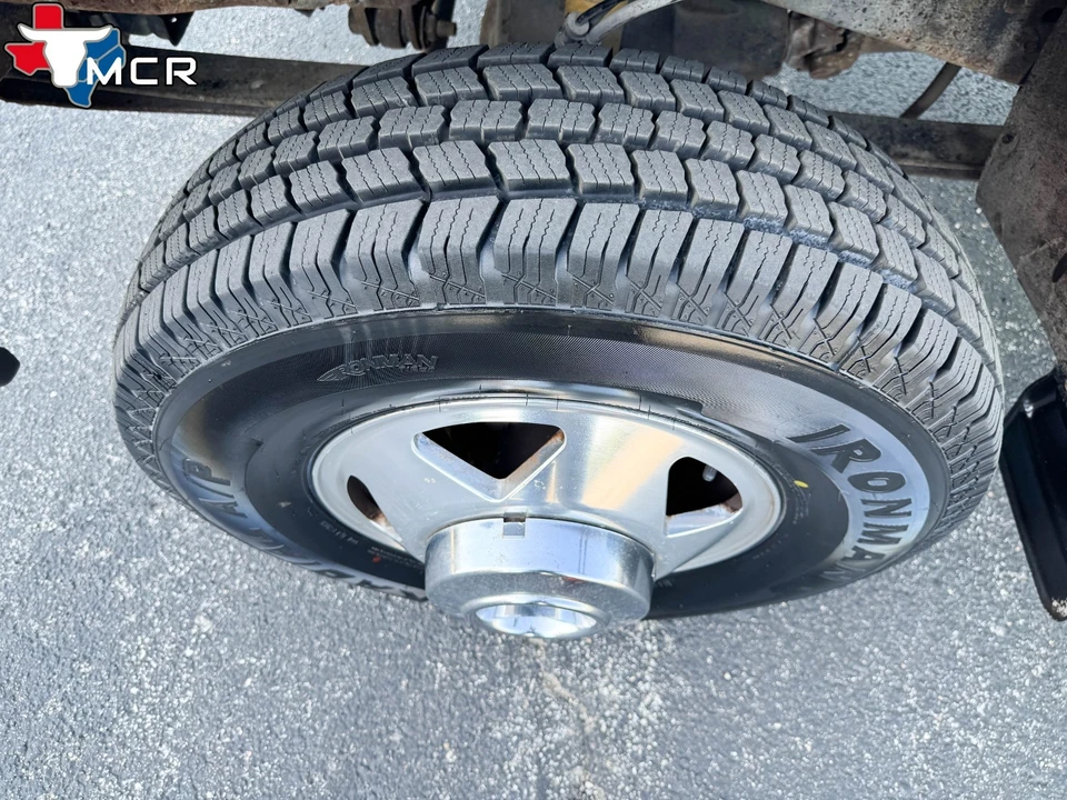 2000 Ford Super Duty 1st Gen - Image 27 of 31
