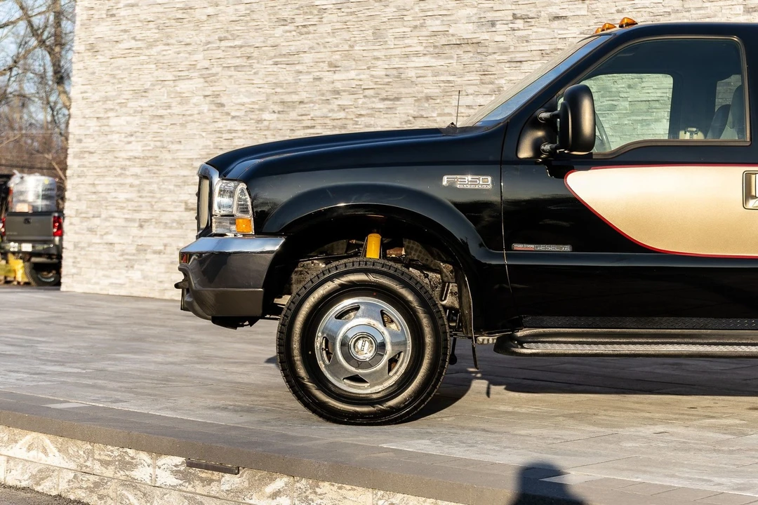 2000 Ford Super Duty 1st Gen - Image 10 of 21