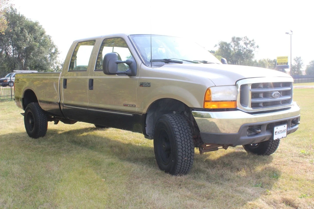 2000 Ford Super Duty 1st Gen - Image 11 of 12