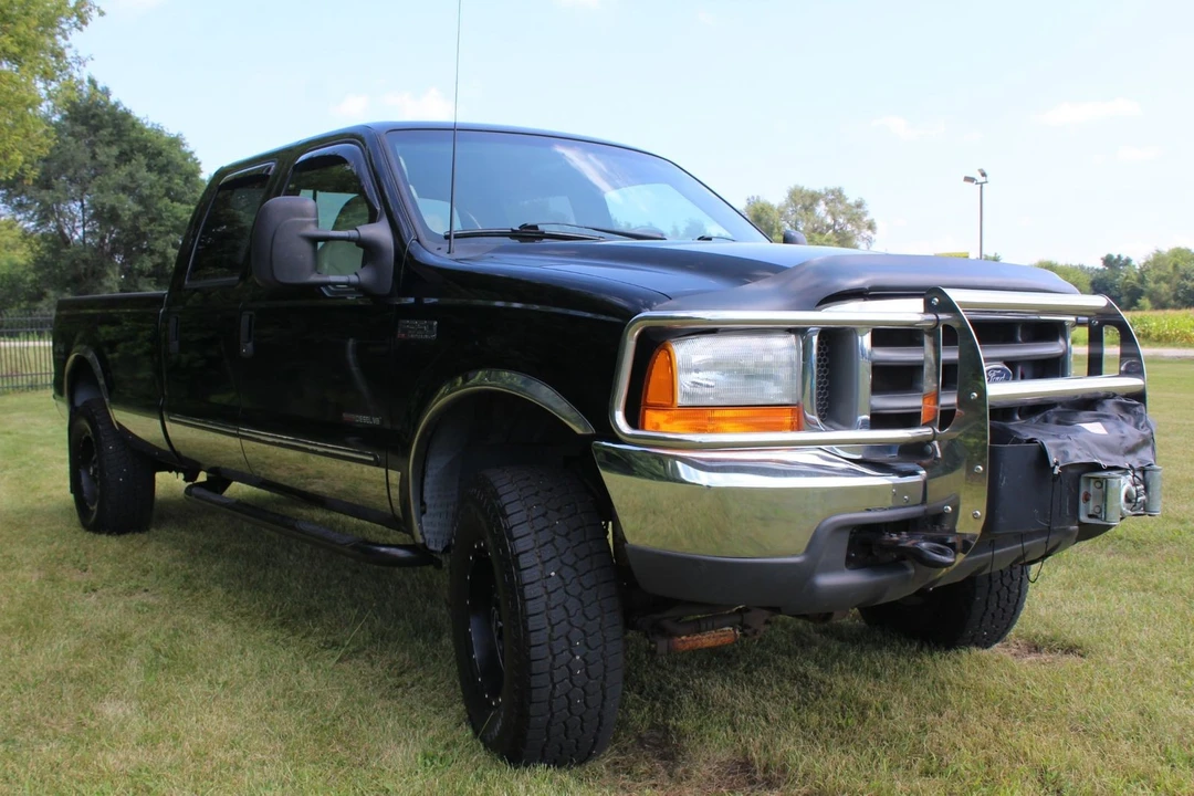 2000 Ford Super Duty 1st Gen - Image 11 of 12
