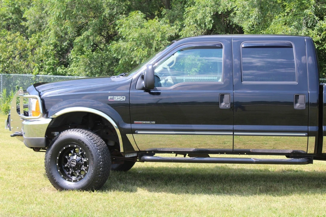 2000 Ford Super Duty 1st Gen - Image 3 of 12