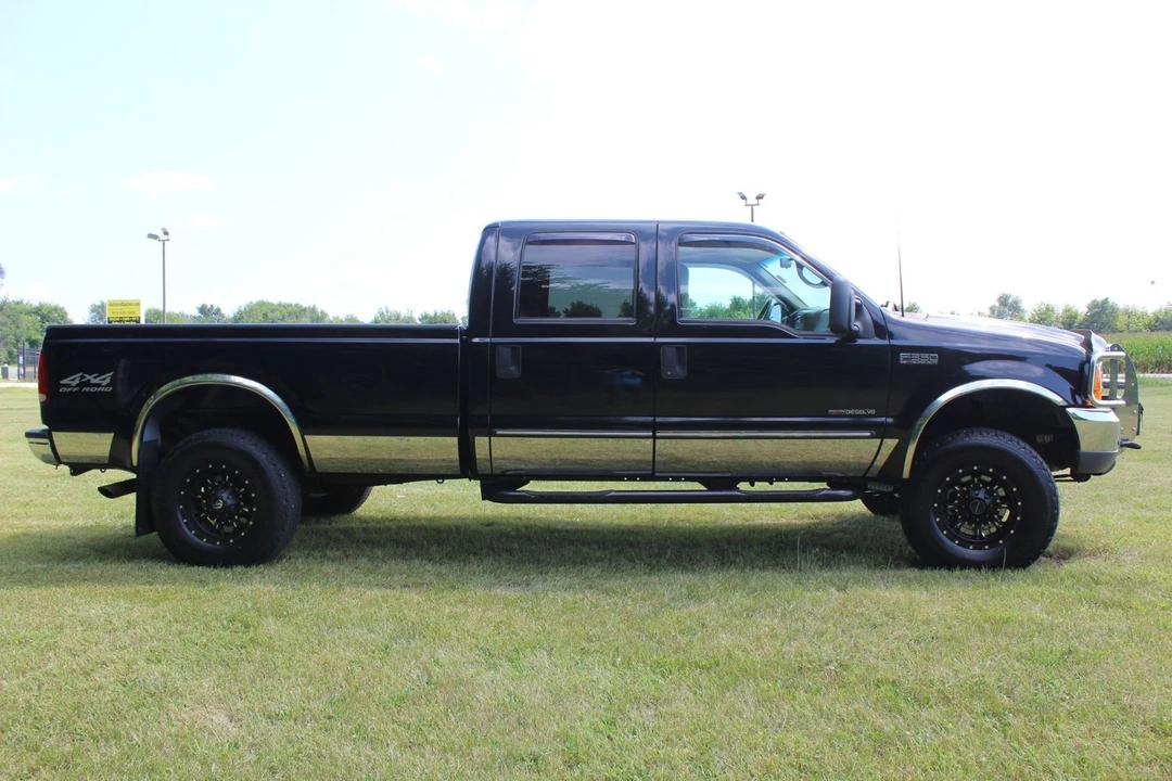 2000 Ford Super Duty 1st Gen - Image 10 of 12